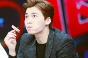 李易峰吃瓜娱乐视频,揭秘明星幕后生活点滴